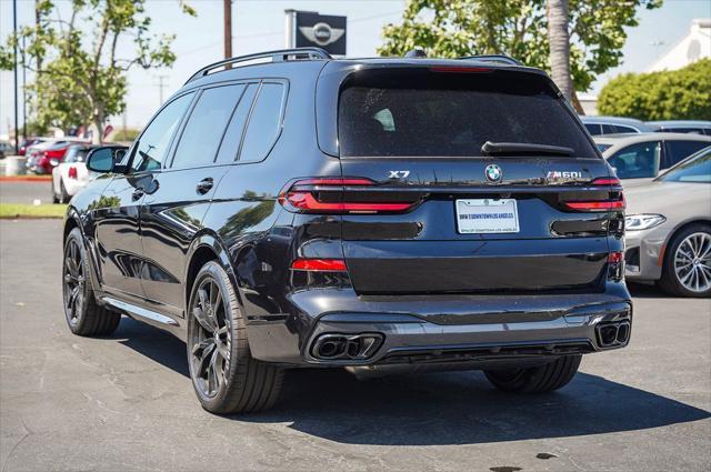 new 2025 BMW X7 car, priced at $121,080