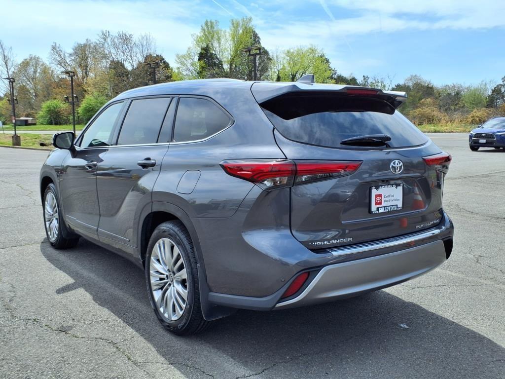 used 2023 Toyota Highlander car, priced at $44,972