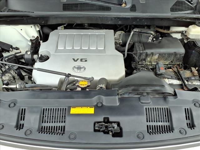 used 2013 Toyota Highlander car, priced at $13,750
