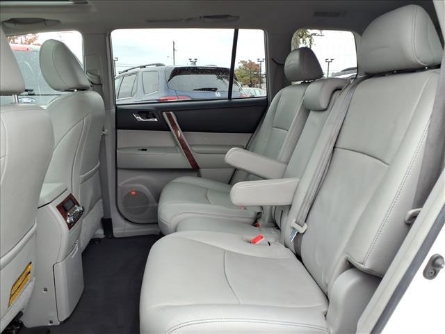 used 2013 Toyota Highlander car, priced at $13,750