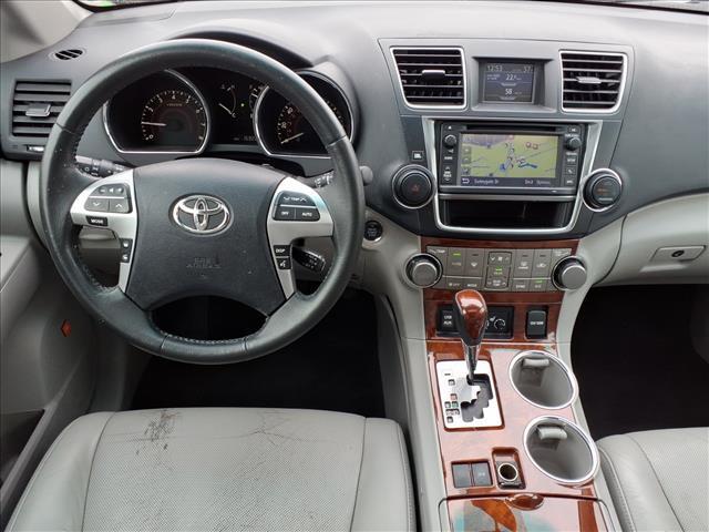 used 2013 Toyota Highlander car, priced at $13,750