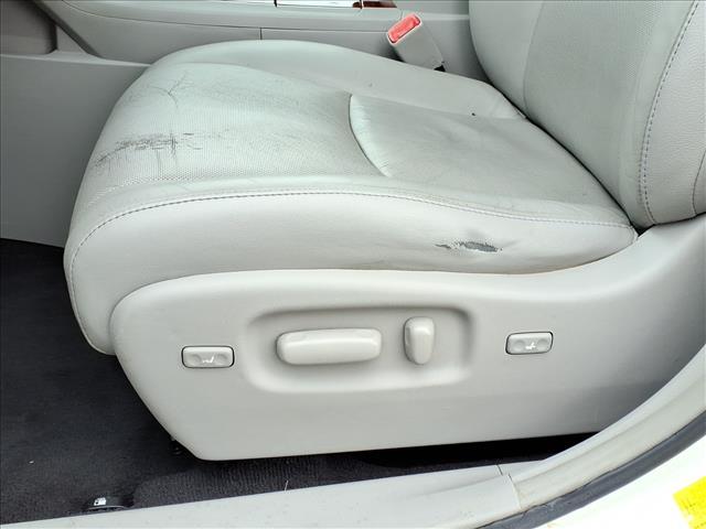 used 2013 Toyota Highlander car, priced at $13,750