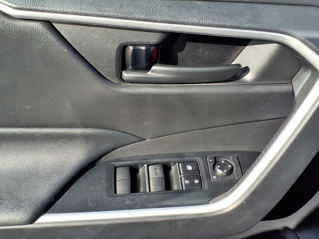 used 2021 Toyota RAV4 car, priced at $29,984