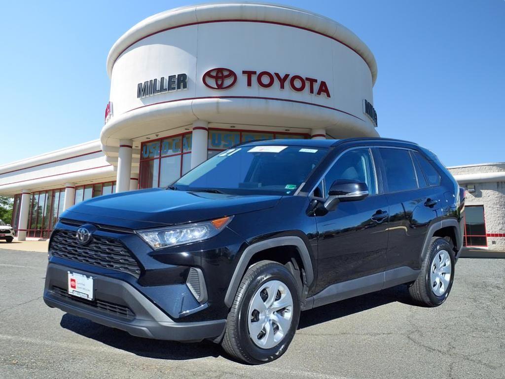 used 2021 Toyota RAV4 car, priced at $29,984
