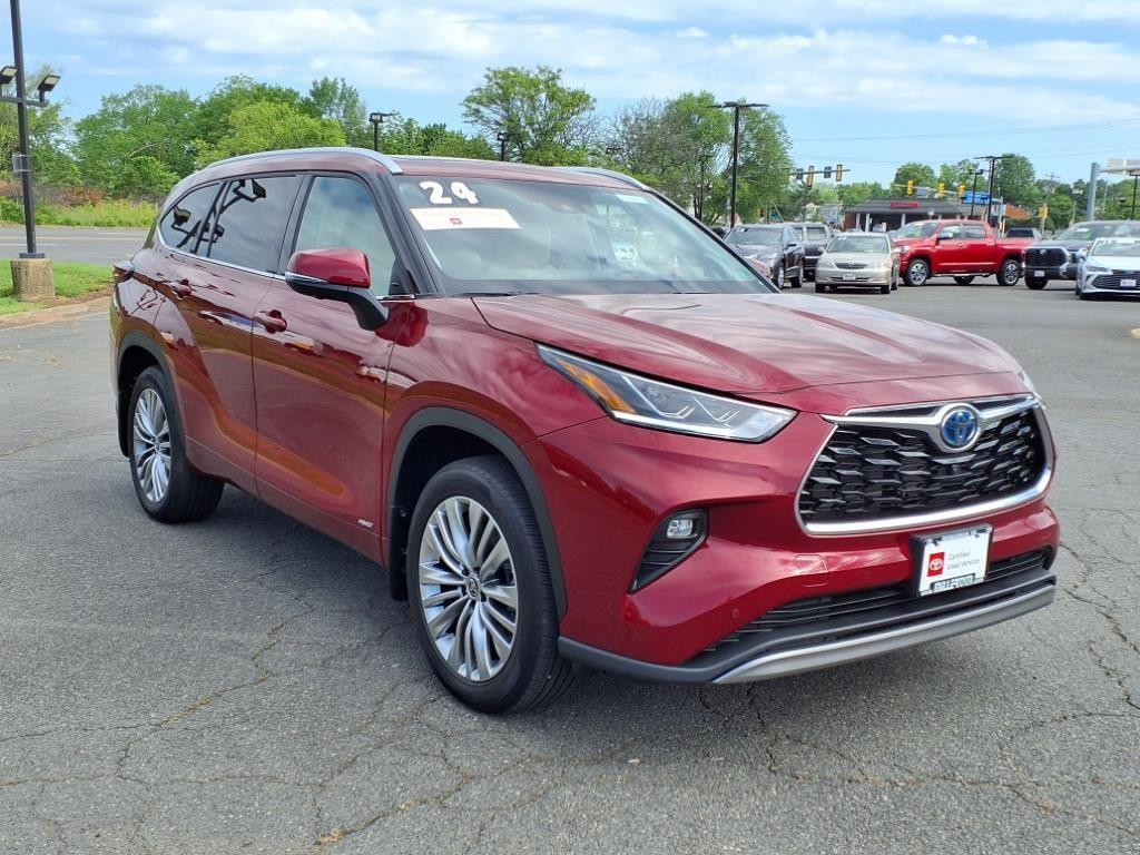 used 2024 Toyota Highlander Hybrid car, priced at $55,788