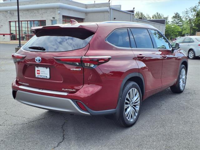 used 2024 Toyota Highlander Hybrid car, priced at $55,450
