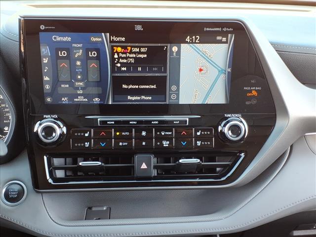 used 2021 Toyota Highlander car, priced at $38,450