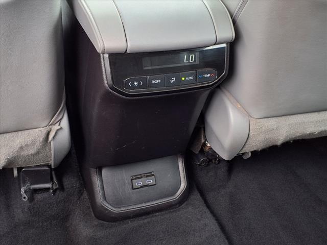 used 2022 Toyota Highlander car, priced at $42,894