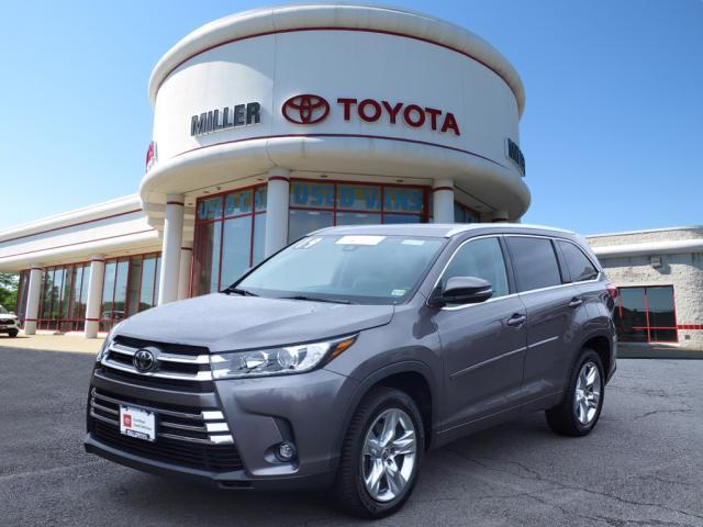 used 2019 Toyota Highlander car, priced at $32,499