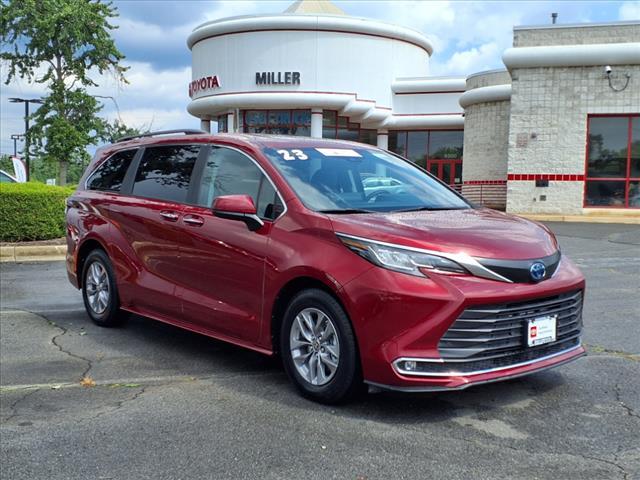 used 2023 Toyota Sienna car, priced at $45,950