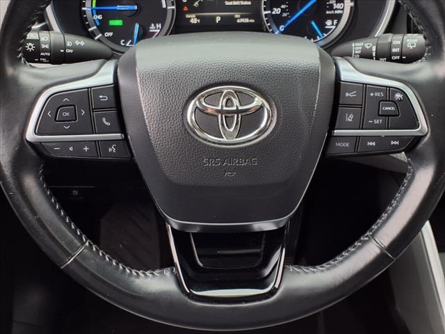 used 2021 Toyota Highlander Hybrid car, priced at $37,750