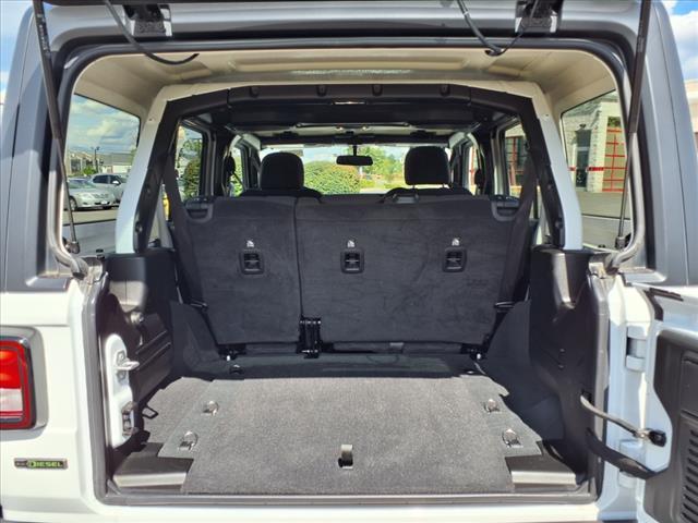 used 2022 Jeep Wrangler Unlimited car, priced at $31,250