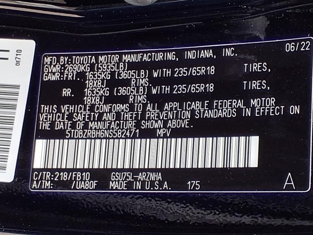 used 2022 Toyota Highlander car, priced at $33,472