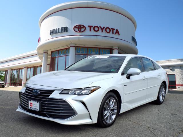 used 2019 Toyota Avalon Hybrid car, priced at $25,975