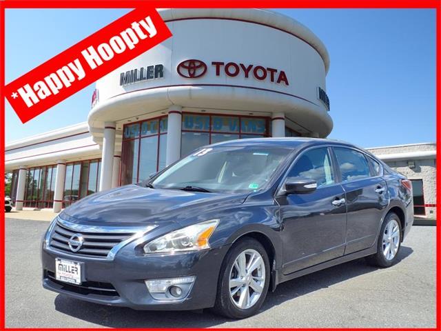 used 2013 Nissan Altima car, priced at $8,822