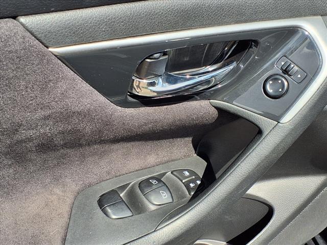 used 2013 Nissan Altima car, priced at $8,822