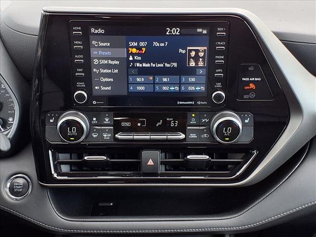 used 2022 Toyota Highlander car, priced at $39,950