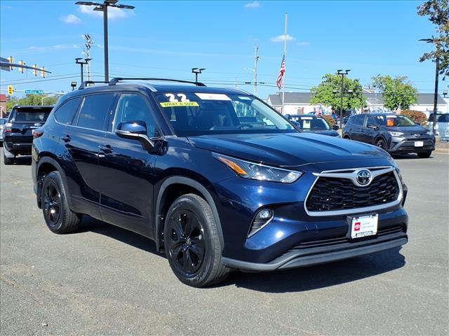 used 2022 Toyota Highlander car, priced at $39,950