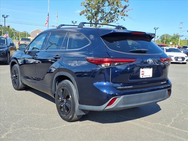 used 2022 Toyota Highlander car, priced at $39,950
