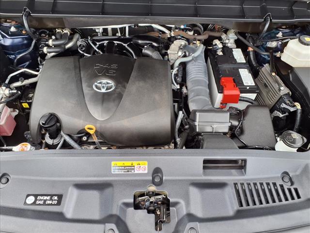 used 2022 Toyota Highlander car, priced at $39,950