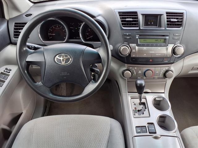 used 2010 Toyota Highlander car, priced at $9,984