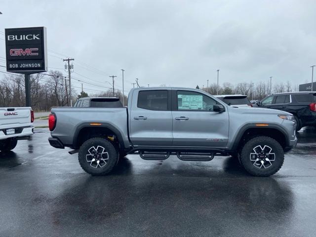 new 2024 GMC Canyon car