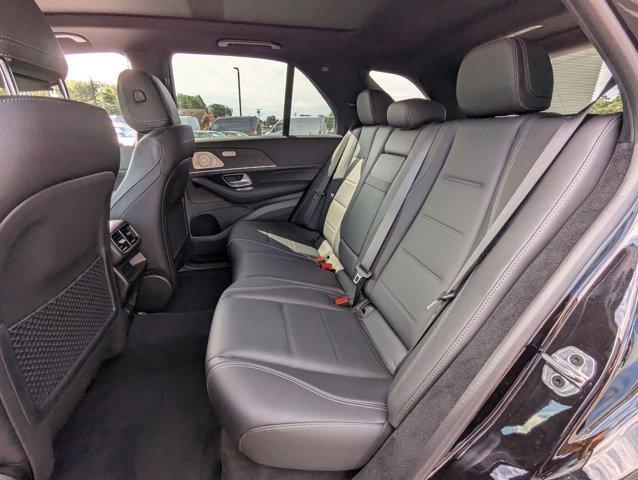new 2025 Mercedes-Benz GLE 450 car, priced at $86,815