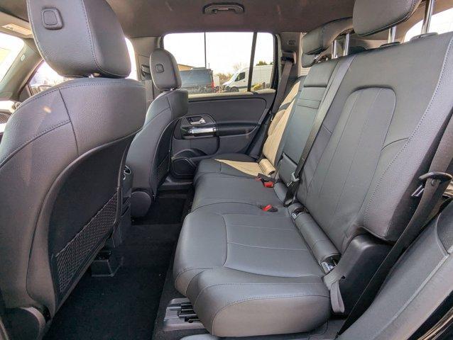 new 2025 Mercedes-Benz GLB 250 car, priced at $49,595