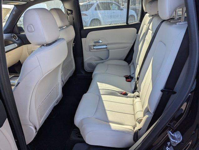new 2025 Mercedes-Benz GLB 250 car, priced at $52,220