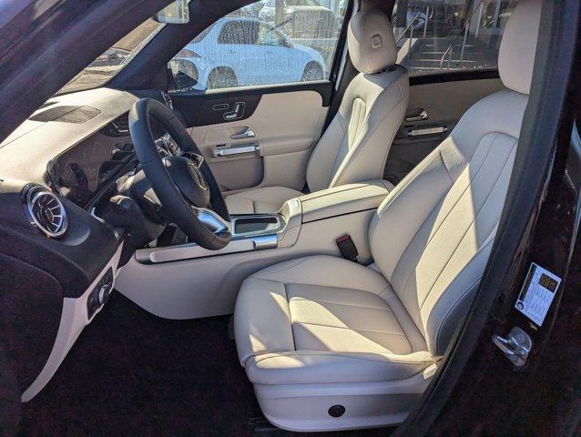 new 2025 Mercedes-Benz GLB 250 car, priced at $52,220