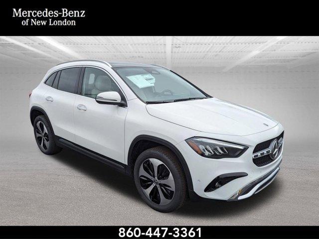 new 2024 Mercedes-Benz GLA 250 car, priced at $48,505