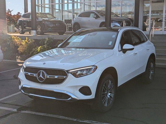 new 2024 Mercedes-Benz GLC 300 car, priced at $53,085