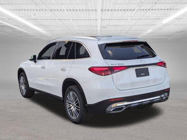 new 2024 Mercedes-Benz GLC 300 car, priced at $53,085