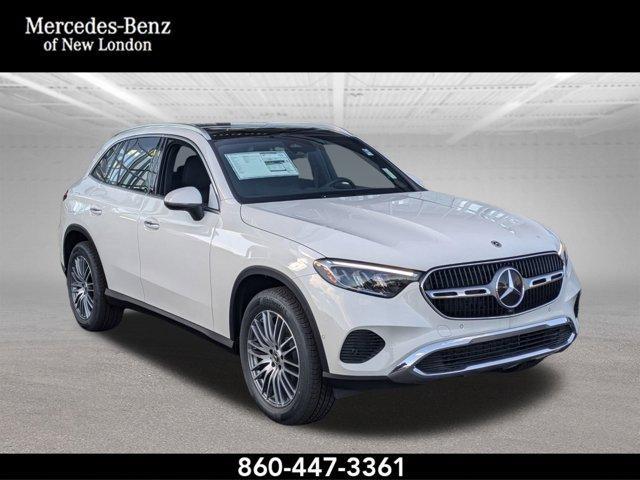 new 2024 Mercedes-Benz GLC 300 car, priced at $53,085