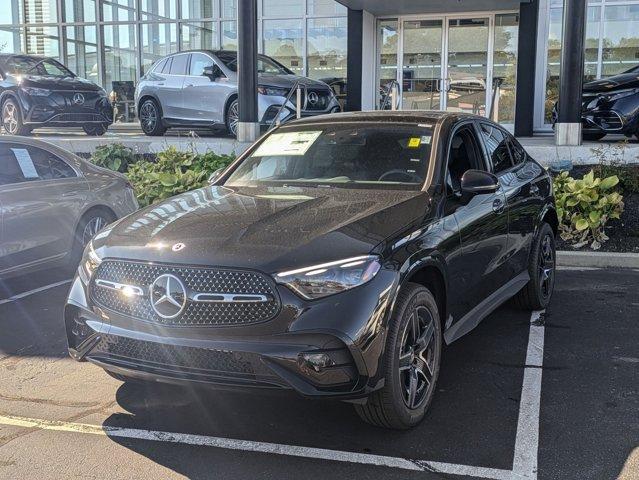 new 2025 Mercedes-Benz GLC 300 car, priced at $69,945