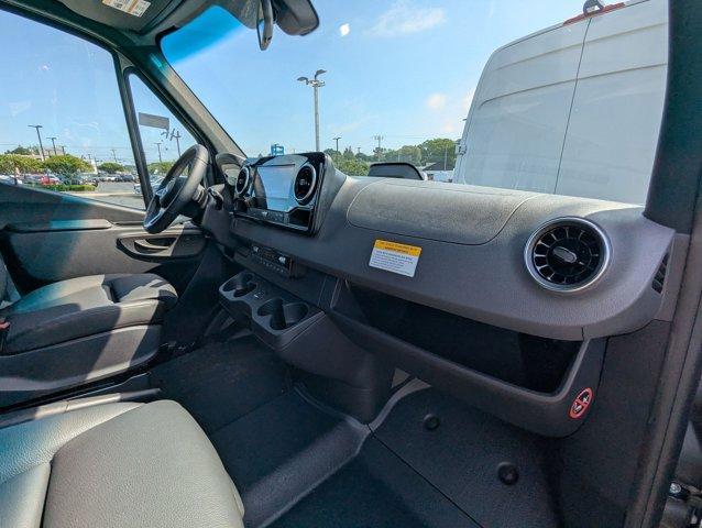 new 2025 Mercedes-Benz Sprinter 2500 car, priced at $75,097