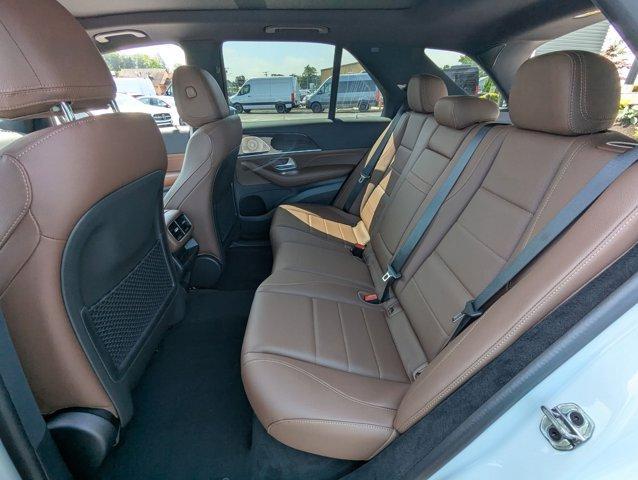 new 2025 Mercedes-Benz GLE 450 car, priced at $78,135
