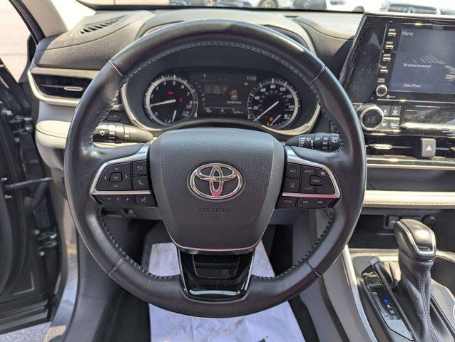 used 2021 Toyota Highlander car, priced at $31,990