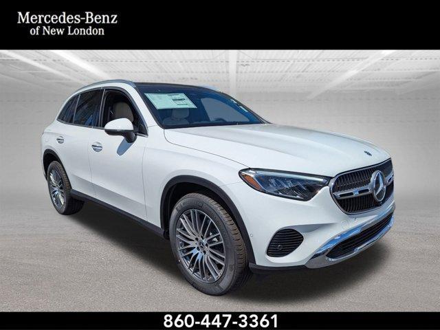 new 2025 Mercedes-Benz GLC 300 car, priced at $57,310