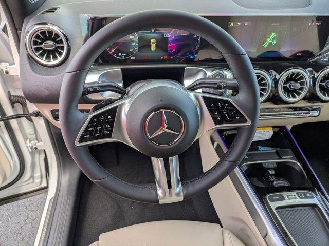 new 2025 Mercedes-Benz GLB 250 car, priced at $49,595