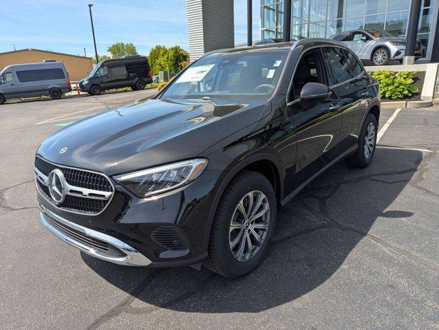 new 2025 Mercedes-Benz GLC 300 car, priced at $54,185