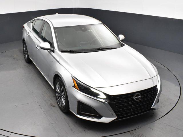 used 2023 Nissan Altima car, priced at $15,252