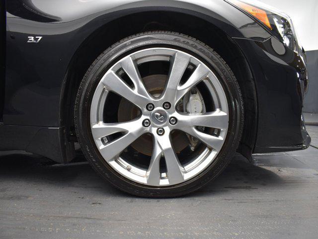 used 2017 INFINITI Q70 car, priced at $19,426