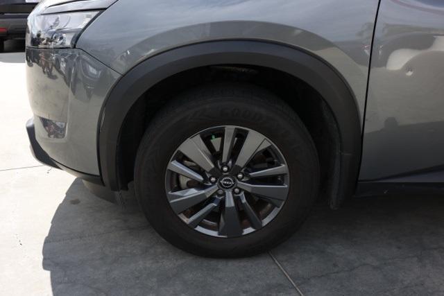 used 2024 Nissan Pathfinder car, priced at $27,995
