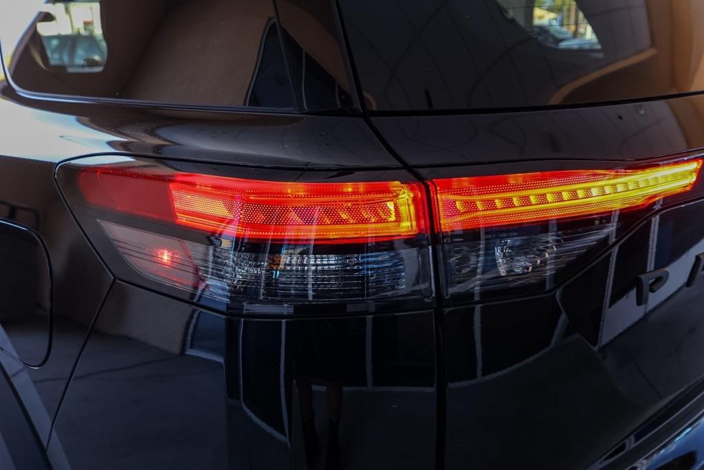 new 2025 Nissan Pathfinder car, priced at $37,878