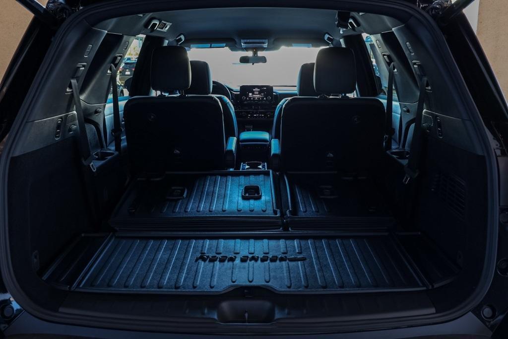 new 2025 Nissan Pathfinder car, priced at $37,878