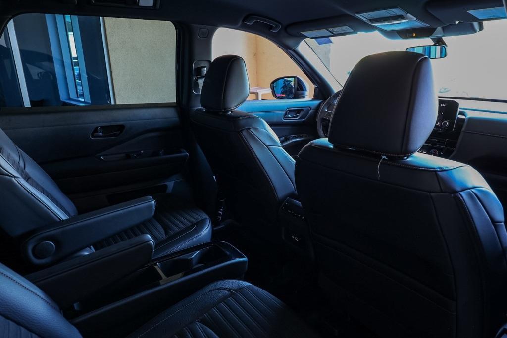 new 2025 Nissan Pathfinder car, priced at $37,878