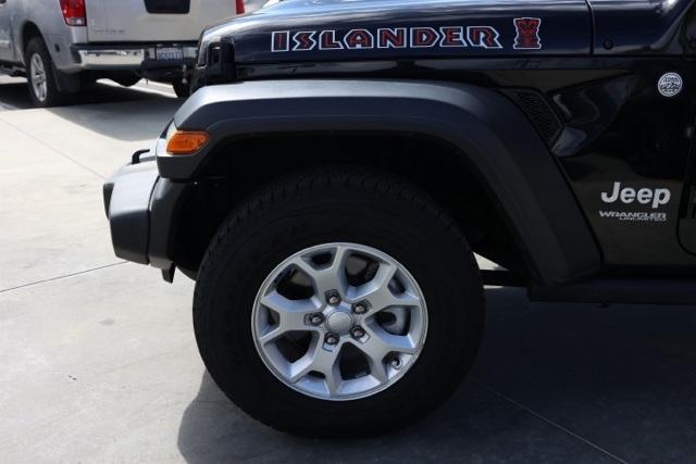 used 2021 Jeep Wrangler Unlimited car, priced at $32,995