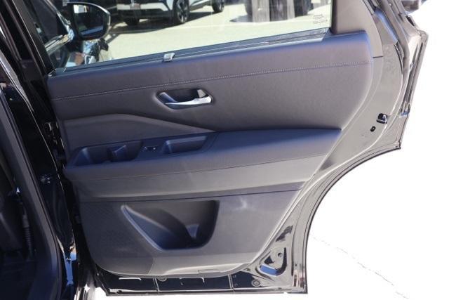 new 2025 Nissan Pathfinder car, priced at $36,306
