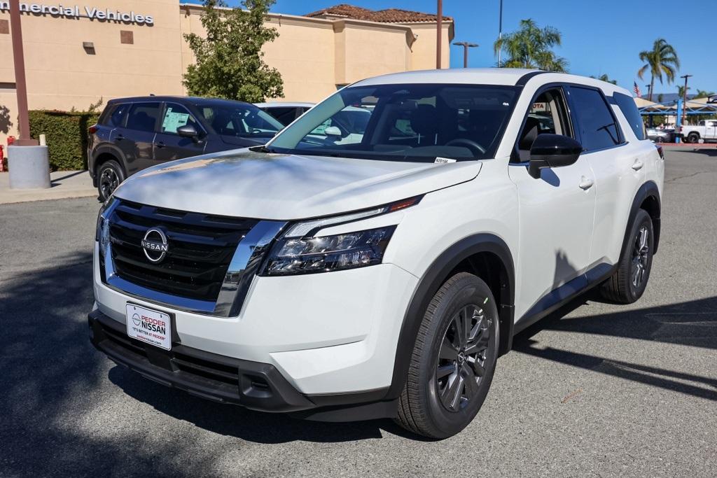 new 2025 Nissan Pathfinder car, priced at $30,177